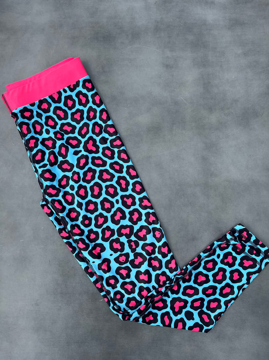 Neon Never Dies - Spats